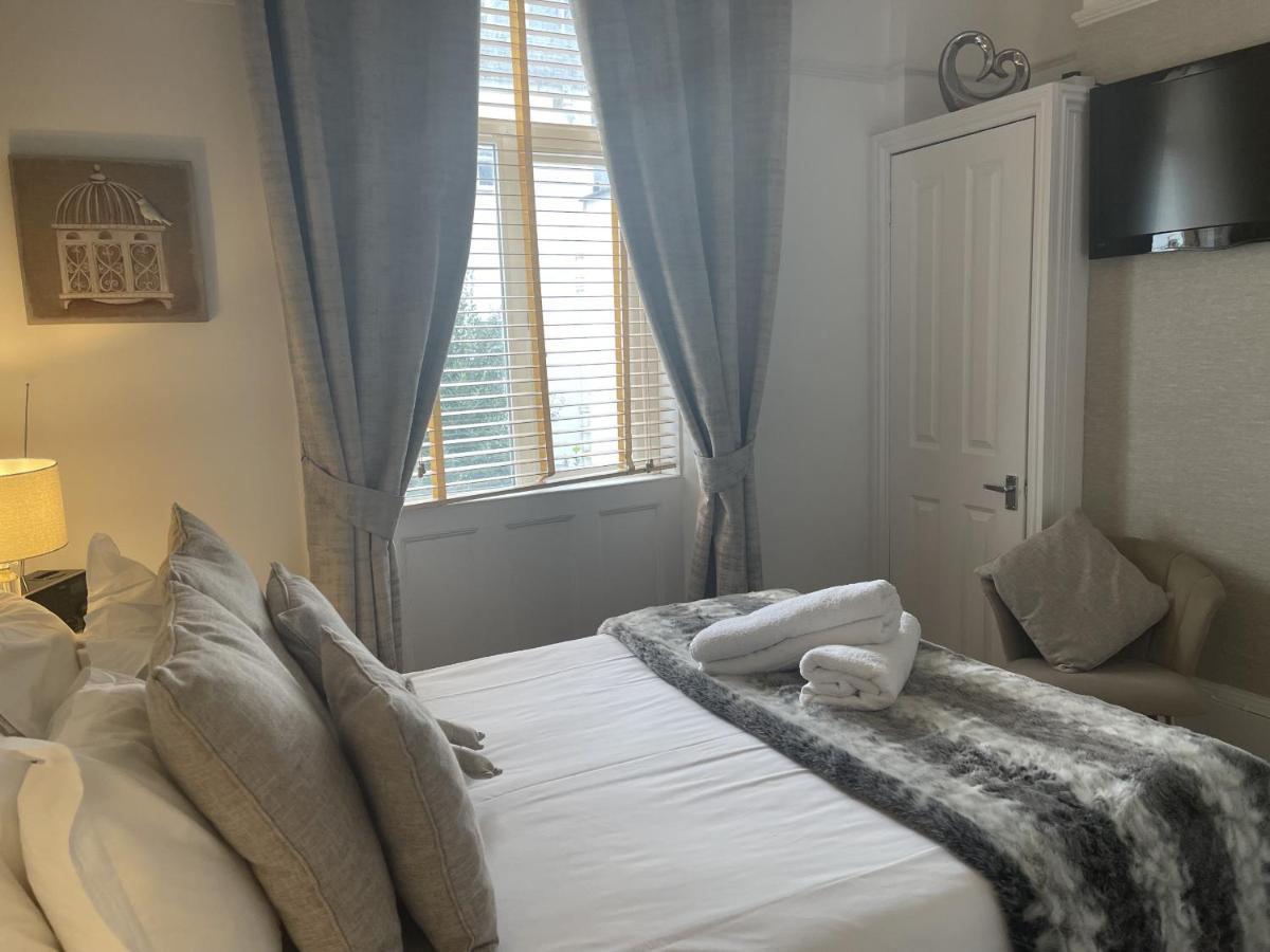 The Twenty One 4* Hove
